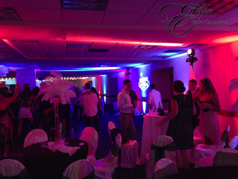 The middle of the room at the Hilo Hawaiian Hotel was transformed into a night club.